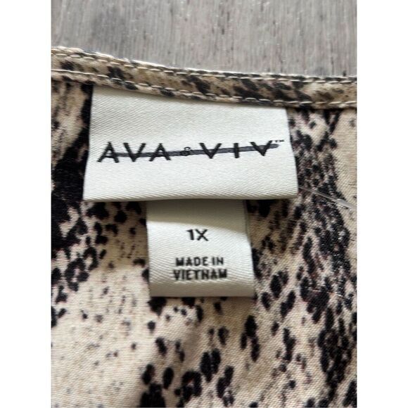 Ava & Viv shimmery snake skin print knee length dress size 1X - Picture 11 of 16